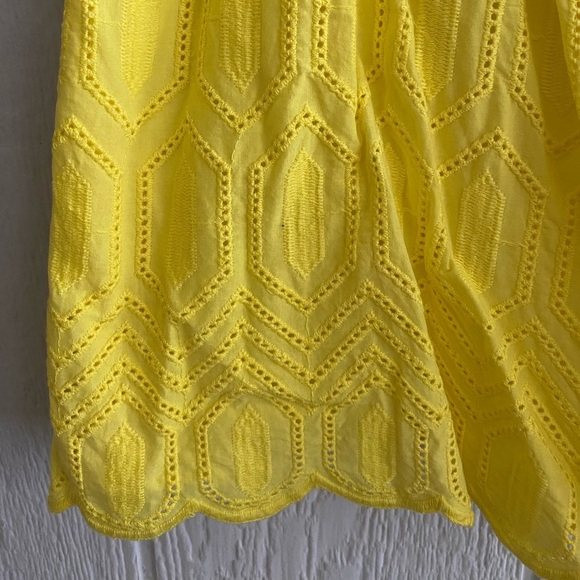 Diane von Furstenberg Yellow Eyelet Crisscross Back Scallop Hem Babydoll Tank 10 - Picture 2 of 9
